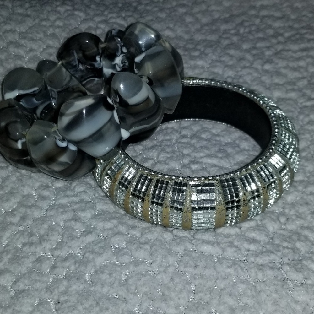 Set of 2 bracelets